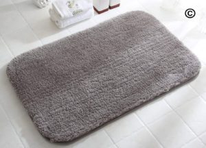 Non slip bath mat